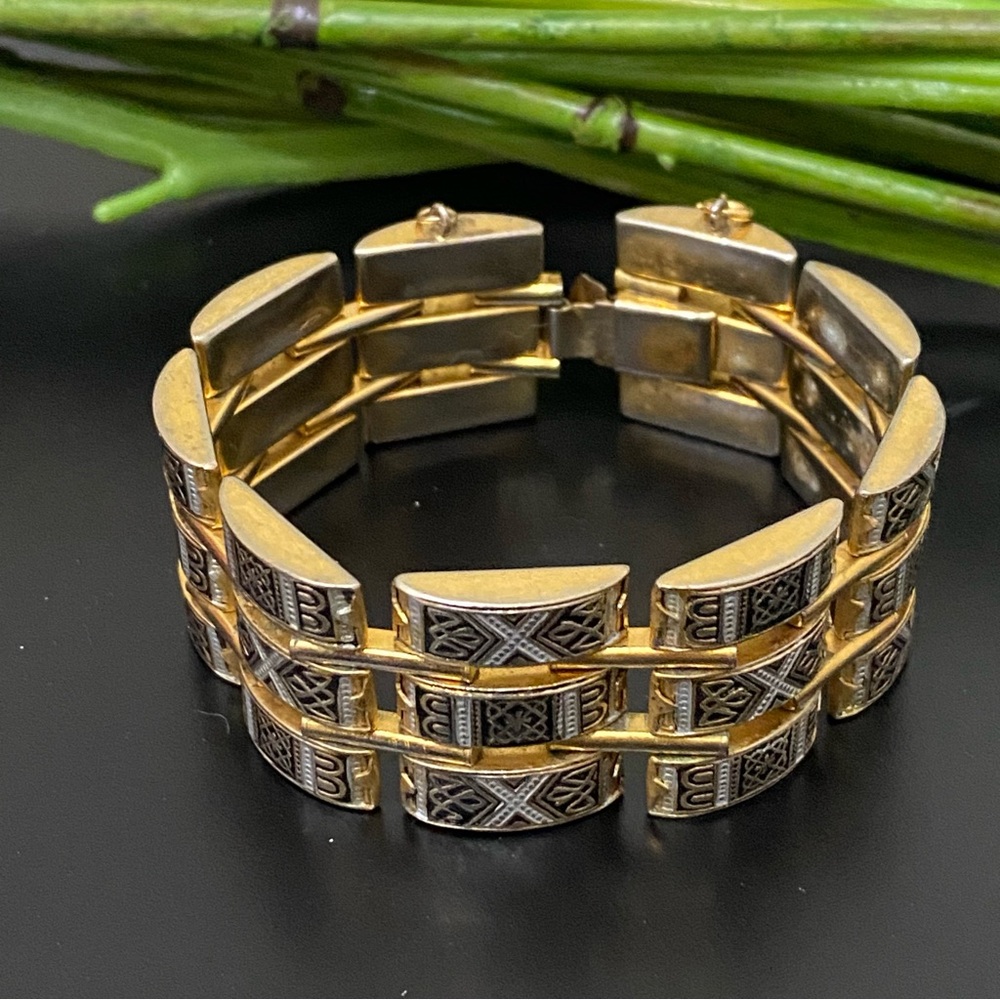 Vintage Gold-tone Damascene Art Deco 3-Row Hinged Bracelet 49g.